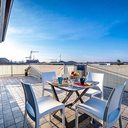 Il Terrazzo Sul Tramonto Apartment Bastiglia Bagian luar foto