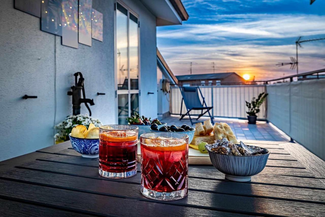 Il Terrazzo Sul Tramonto Apartment Bastiglia Bagian luar foto
