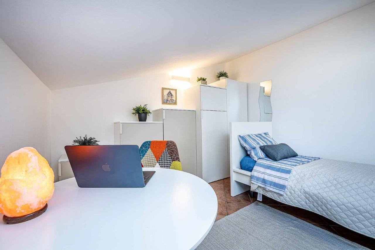 Il Terrazzo Sul Tramonto Apartment Bastiglia Bagian luar foto